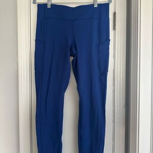 Lululemon Women's Blue leggings